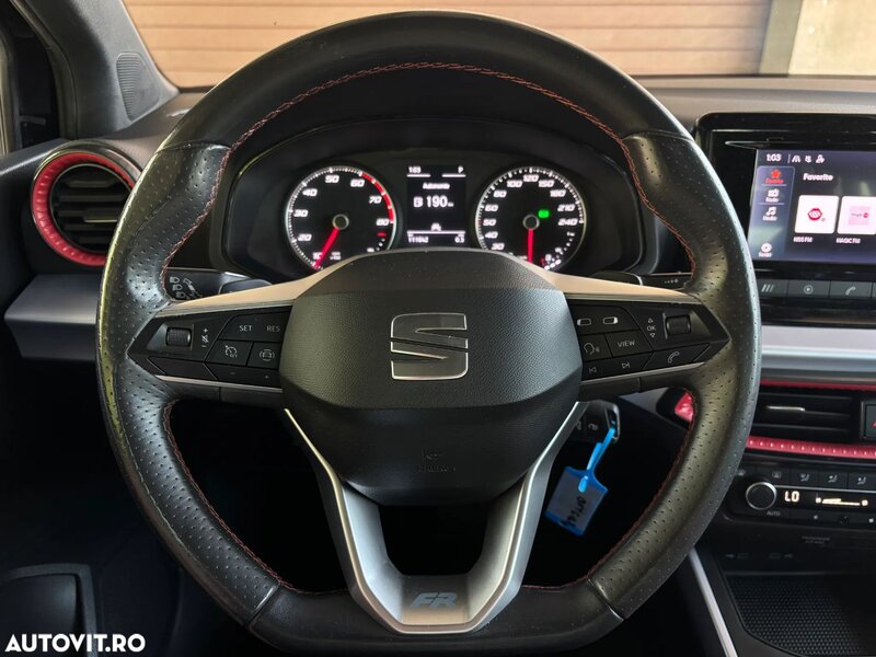 Seat Arona